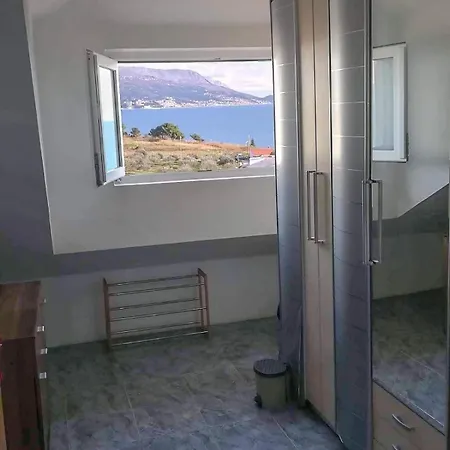 Sea View With Swimming Pool Near Daire *