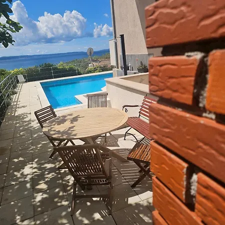 Sea View With Swimming Pool Near