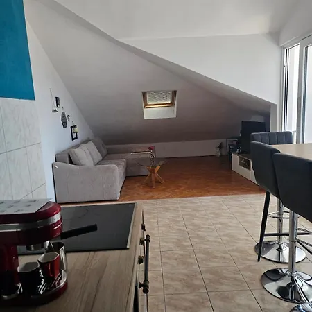 Sea View With Swimming Pool Near *